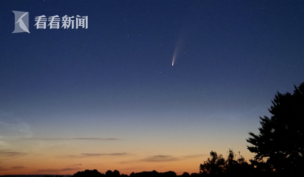 尼欧怀兹彗星划过北半球 好好活着去看看这个神秘又美丽的宇宙